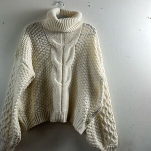 Woven Heart cable knit sweater size XL